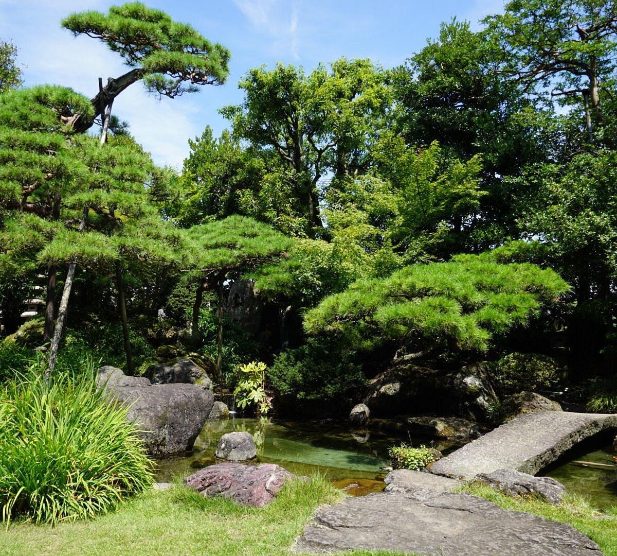 🖼️ 푸른 녹음을 즐기는 미술관(라쿠스이테이 비주츠칸) 이미지 1